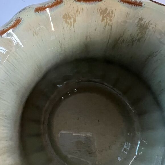 Ceramic Serving Bowl Fluted Scalloped Edge With Matching Dipping Bowl - Picture 6 of 11